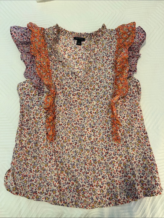 Ann Taylor Tops - Ann Taylor Floral Ruffle Sleeve Blouse
